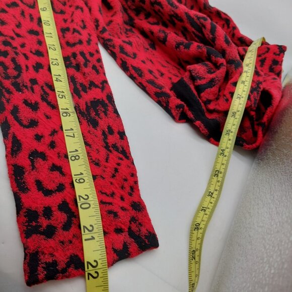 Chico's Womens Sweater Size 1 Medium Wild Poppy Animal Print Red Black - Picture 4 of 8